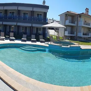 Finikas Garden Apartament Nikiti (Sithonia)